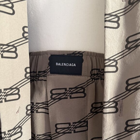 Balenciaga BB Logo Monogram Lounge Set - Picture 4 of 6